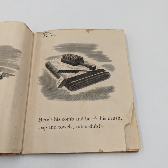 My First Book Little Golden Book 1945 - Picture 5 of 5